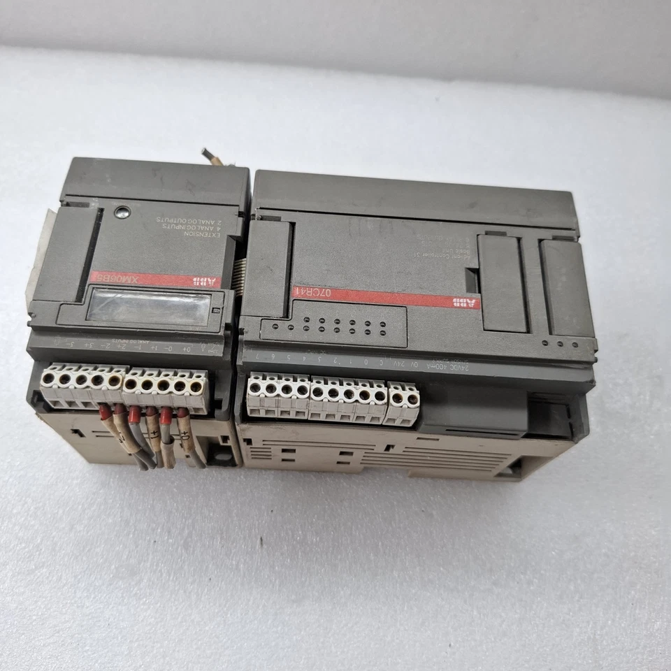 ABB 07CR41 AC31 PLC WITH XM06B5 ANALOG INPUT/OUTPUT MODULE (USED WORKING)